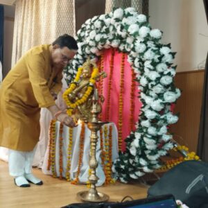 Bollywood ke cultural marksvad par Jabalpur me vichar manthan