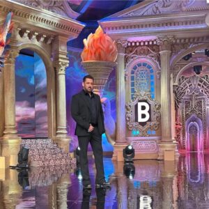 Salman Khan ne biggboss 19 ke grand premier ki shooting shuru ki Seth Se Aai taaja tasveere ye hai contestant